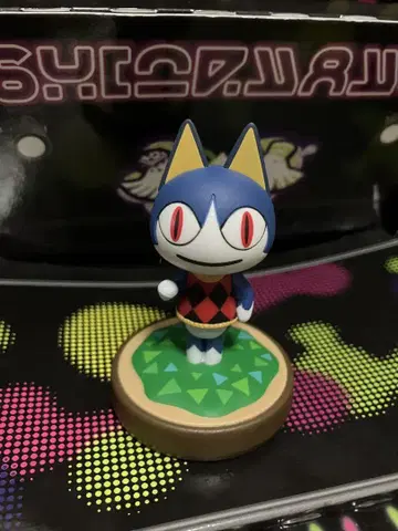 amiibo 미지의 고양이 (동물의 숲)