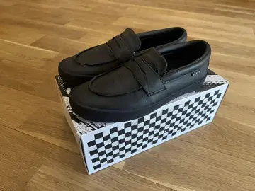 27.5cm 새상품 VANS 스케이트 로퍼