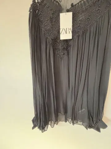 ZARA 비즈 자수 긴팔 쉬폰 블라우스