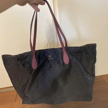 토트백 블랙 빨간색