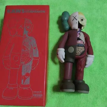 KAWS COMPANION 피규어 오픈 에디션