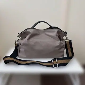 CLOCE 그레이 숄더백