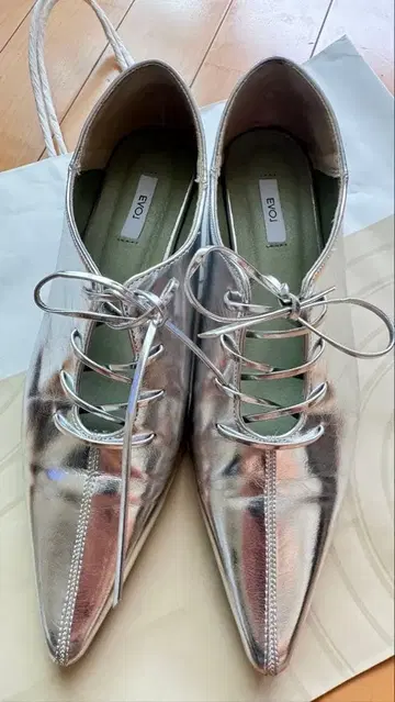 EVOL 소프트 포인트 레이스업 펌프스 24cm