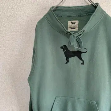 The Black Dog 맨투맨 에메랄드 그린