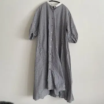 mizuiro ind 스트라이프 밴드 카라 플레어 원피스