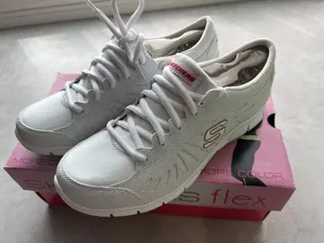 SKECHERS flex 화이트 스니커즈 하자품