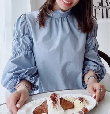 Atelier Notify 펄 블라우스