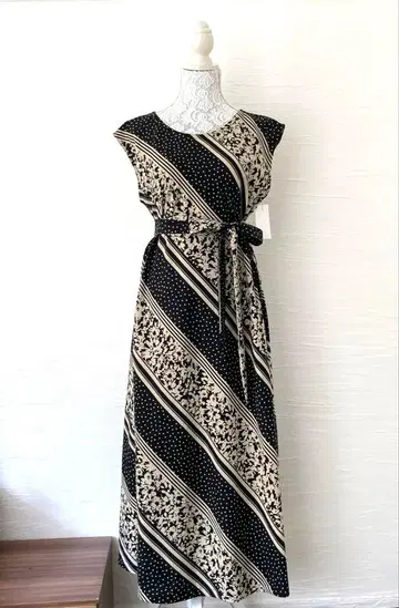 바이어스 플레어 원피스 & 리본 벨트