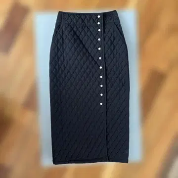 AER ADAM ET ROPE 퀼팅 I 라인 스커트