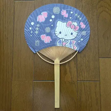 헬로키티 부채 2017년