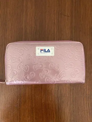 FILA 헬로키티 콜라보 핑크 장지갑