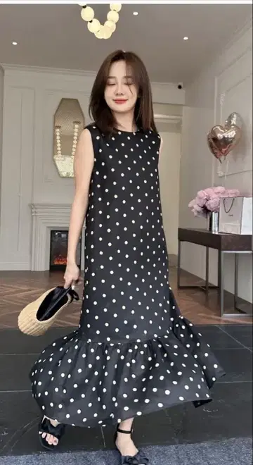 블랙 물방울 패턴 슬리브리스 롱 원피스