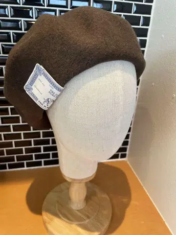 THE HW DOG&CO 도그앤코 베레모 울 브라운