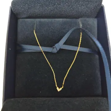 AHKAH 골드 하트형 목걸이