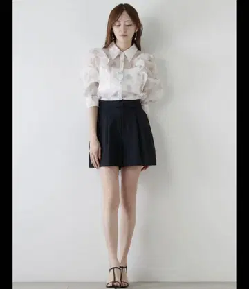 SNIDEL 구축 숏팬츠
