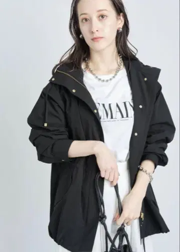 아르페쥬 스토리 발수 미들 기장 블루종 블랙