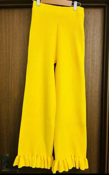 프릴 팬츠