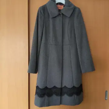SunaUna 울 코트 그레이 레이스 장식