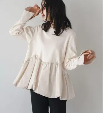AMELY 벌룬 페플럼 도킹 상의 베이지 프리 사이즈
