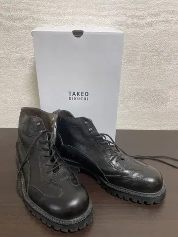 TAKEO KIKUCHI 블랙 하이컷 부츠