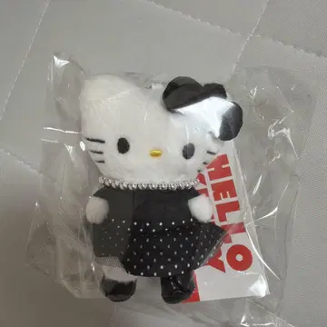 LOWRYS FARM 로리즈팜 헬로키티 키링 도트