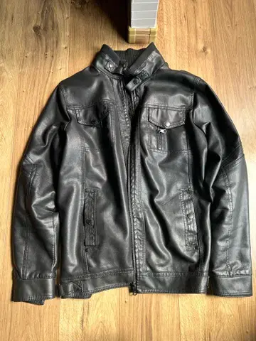 블랙 가죽 자켓 S 사이즈 당일 발송