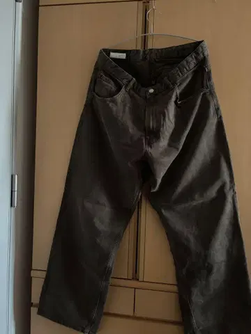 ZARA 브라운 스트레이트 데님 EUR 46