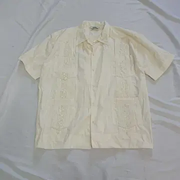 Backers 반팔 쿠바 셔츠 크림색 자수 구제 의류 M