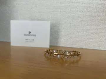 Swarovski /Mayfly Bangle /리프 디자인 팔찌