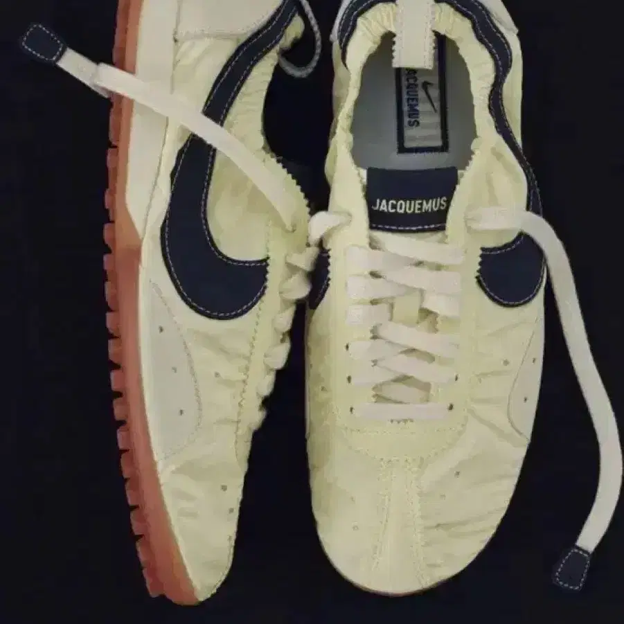 Nike JACQUEMUS MOON SHOE SP Pale Yellow The Original Nike Sneaker