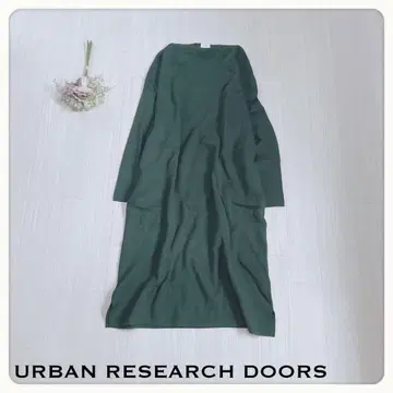 어반 리서치 도어스 니트 원피스 루즈핏 실루엣