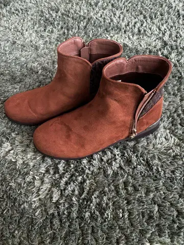 [ 가격 인하 ] MICHAEL KORS 브라운 스웨이드 지퍼 부츠