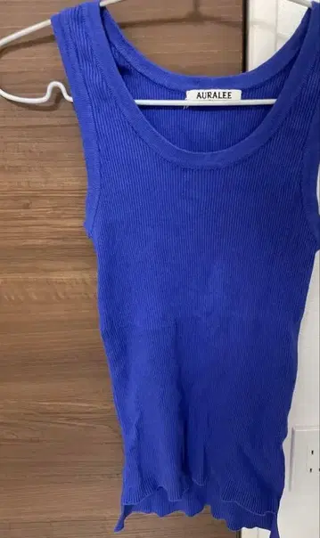 AURALEE 파랑 탱크탑