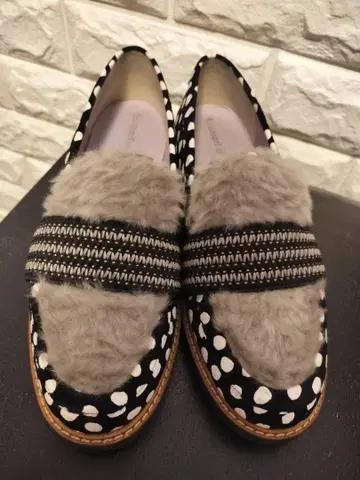 TSUMORICHISATO 플랫슈즈