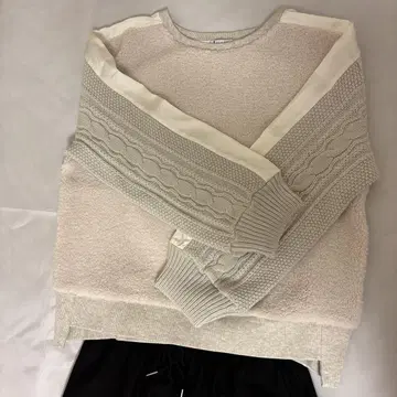 복슬복슬 트레이닝복 & 사이드 드로코드 부착 스커트