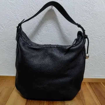 [ 새상품급 ] 훌라 천연 가죽 원 숄더백 참 블랙