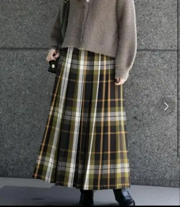 어반 리서치 서니 레이블 스커트