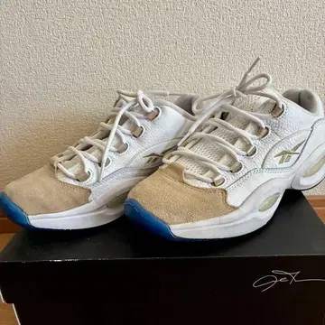 새상품급 Reebok 리복 스니커즈 26.0cm 야외