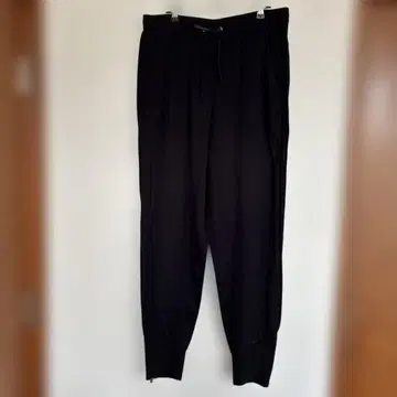 필립림 블랙 조거 팬츠 사이드 지퍼 포함