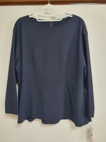 23구 네이비 긴팔 티셔츠 L
