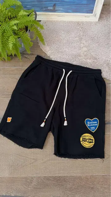 HORN GARMENT 패치 블랙 숏팬츠 M