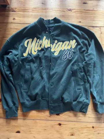 BACK NUMBER 바시티 자켓 Michigan 86