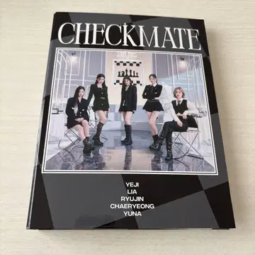 ITZY 랜티큘러 포토카드 케이스 CHECKMATE