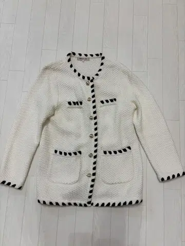 [ 미사용에 가까움 ] 아푸와이저 리셰 노카라 자켓