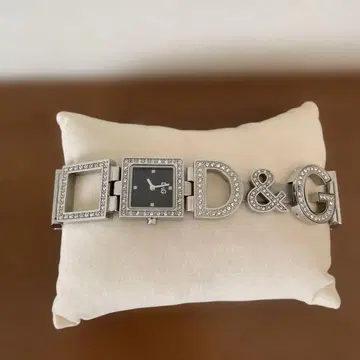 D&G 손목시계