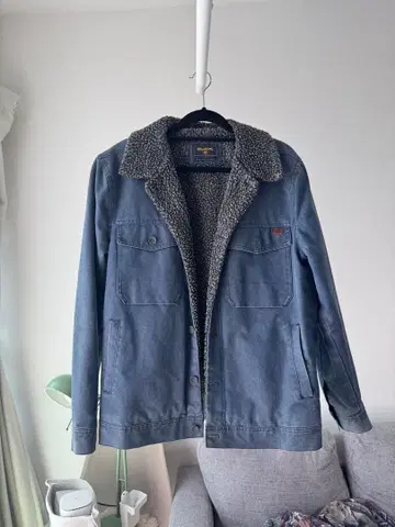 BILLABONG 카라 부착 플리스 자켓