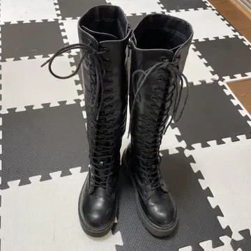 블랙 롱 부츠 레이스업