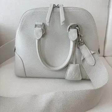 Mila Owen 와이드 숄더 보스턴 백 아이보리
