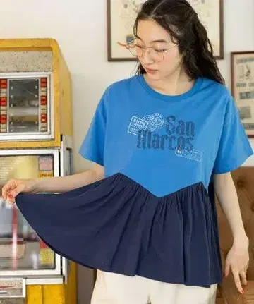 니코앤드 플레어헴 프린트 T셔츠 L 사이즈