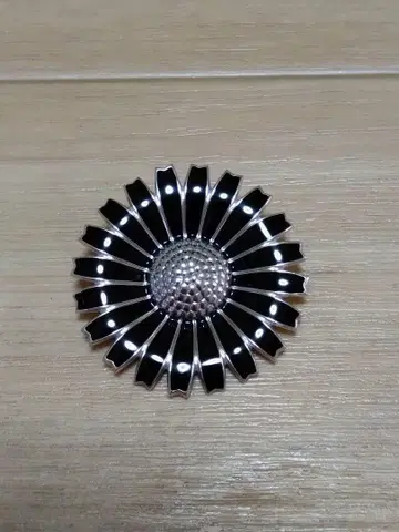 GEORG JENSEN 조지 젠슨 데이지 브로치 925S